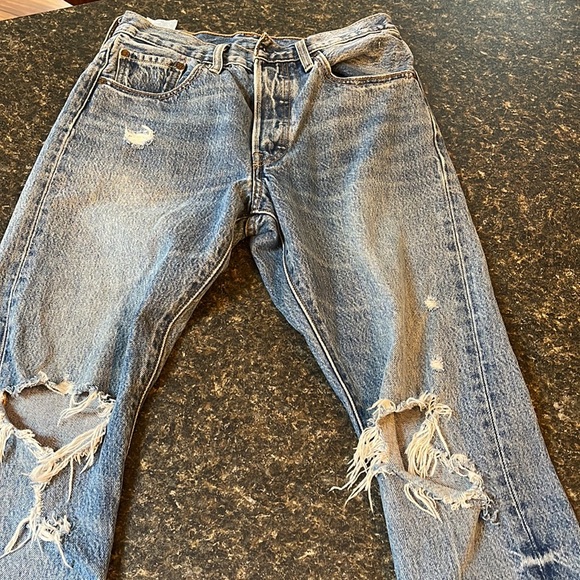 Levi’s - Picture 3 of 4